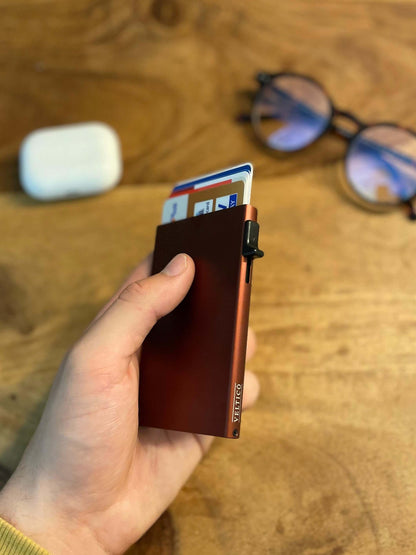 VELTICO Leder Wallet – kompaktes Slim Wallet mit RFID-Schutz